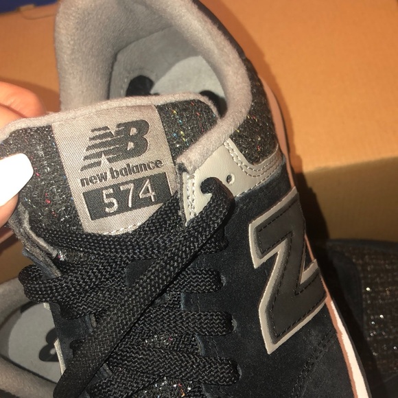 NEW BALANCE shoes  worn ONCE - Picture 3 of 5